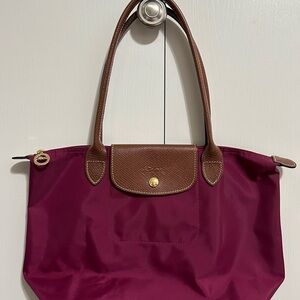 Longchamp Le Pliage Tote Medium
